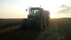 John deere 6820