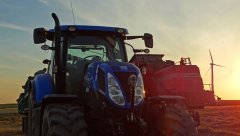 MF Activa 7244 &  New Holland T7.185