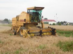 New Holland 8040