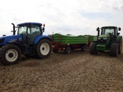 New Holland t6 & John Deere 6m