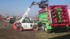 Bobcat T 2250 i Unia Tytan 18