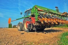 Amazone AD 302 & Massey Ferguson 6140