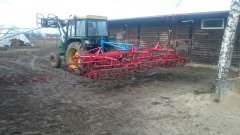 John Deere 1640 z Rau kombimat 4,2m