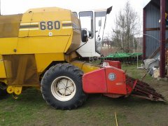 Sampo Rosenlew 680 i Massey Ferguson 33 Corn Head do kukurydzy