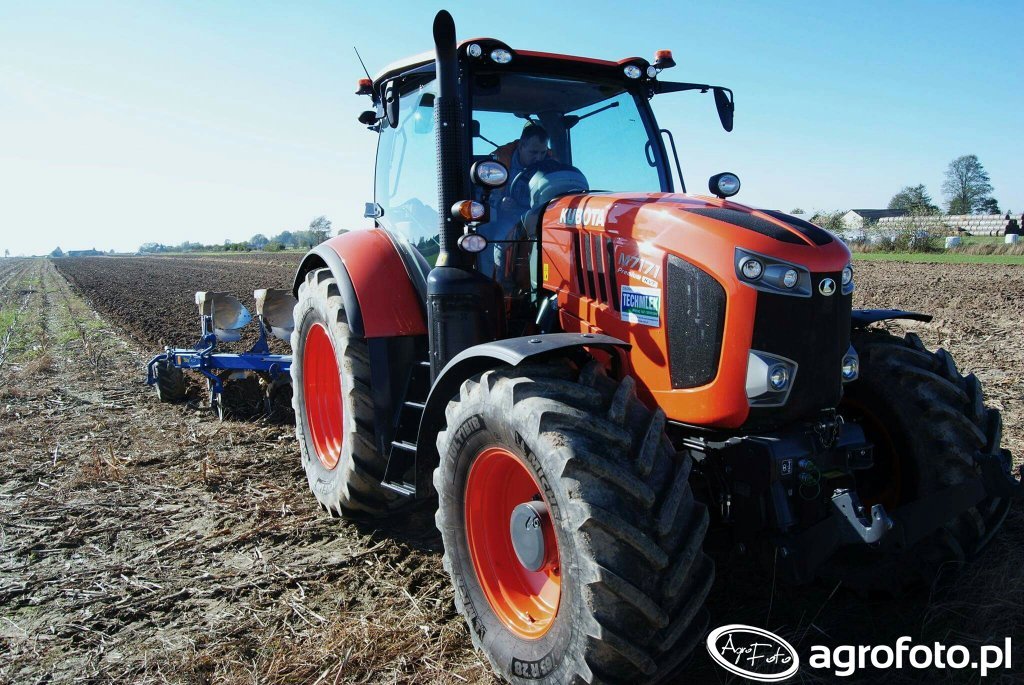 Foto traktor Kubota M7171 Premium KVT & Överum VARI FLEX CX 665539