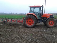 Kubota M108S + Kverneland AB100 vario