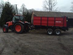 Kubota M135GX & Metal-Fach N267