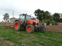 Kubota M135GXS