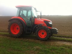 Kubota m7060