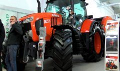 Kubota M7131