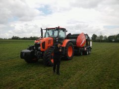 Kubota M7151 i prasoowijarka Kverneland 6716