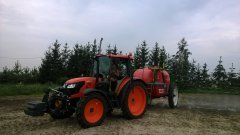 Kubota m8560