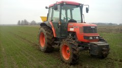 Kubota ME 5700 + Strumyk 500kg