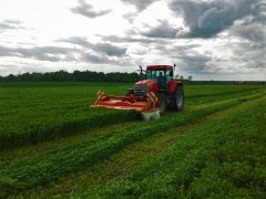 McCormick MTX135 & Kuhn GMD 802f