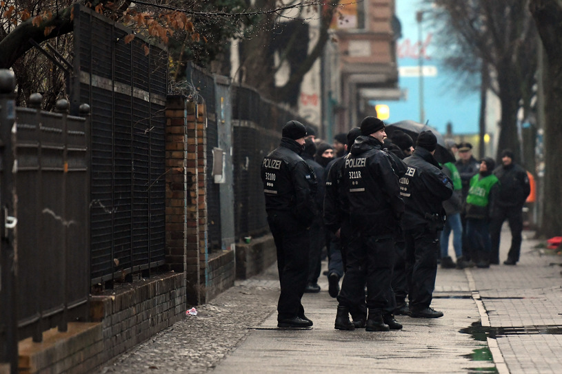Władze Brandenburgii zapowiadają w najbliższym czasie wysłanie dodatkowych sił policyjnych; Zdj. ilustracyjne /Maurizio Gambarini / dpa /AFP