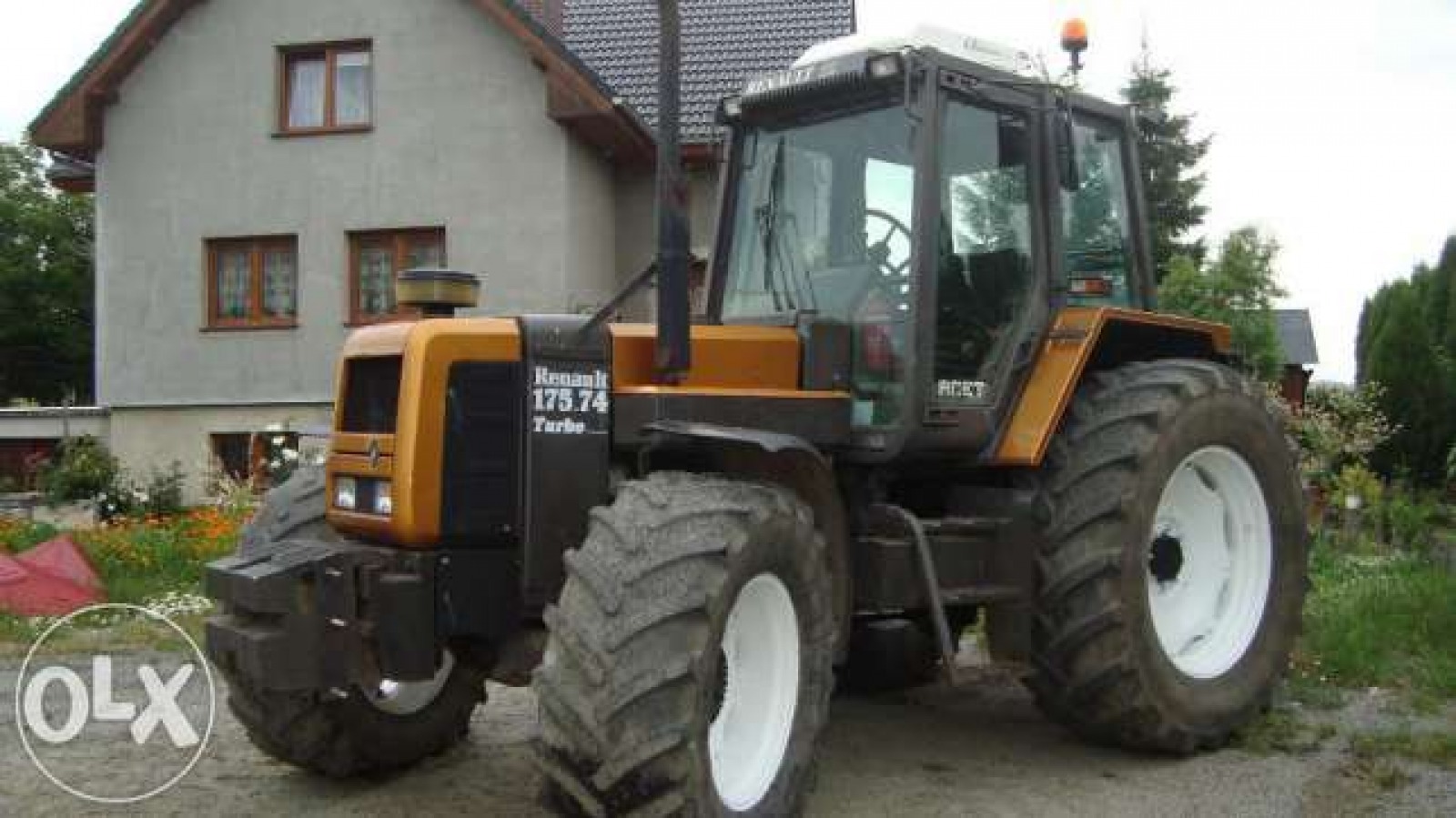 11150183_184702533_2_644x461_renault-175