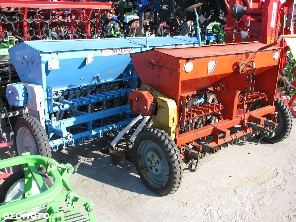 Siewnik zboÅ¼owy redlicowy 2m/2,7m/3m  Rad Masz Opoczno - 2