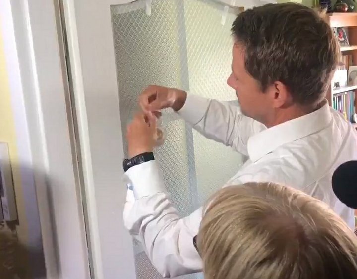 z23810900AMP,Rafal-Trzaskowski-naprawia-