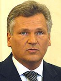 126px-Aleksander_Kwasniewski_%28cropped%29.jpg