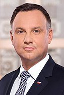 127px-Prezydent_Rzeczypospolitej_Polskiej_Andrzej_Duda.jpg