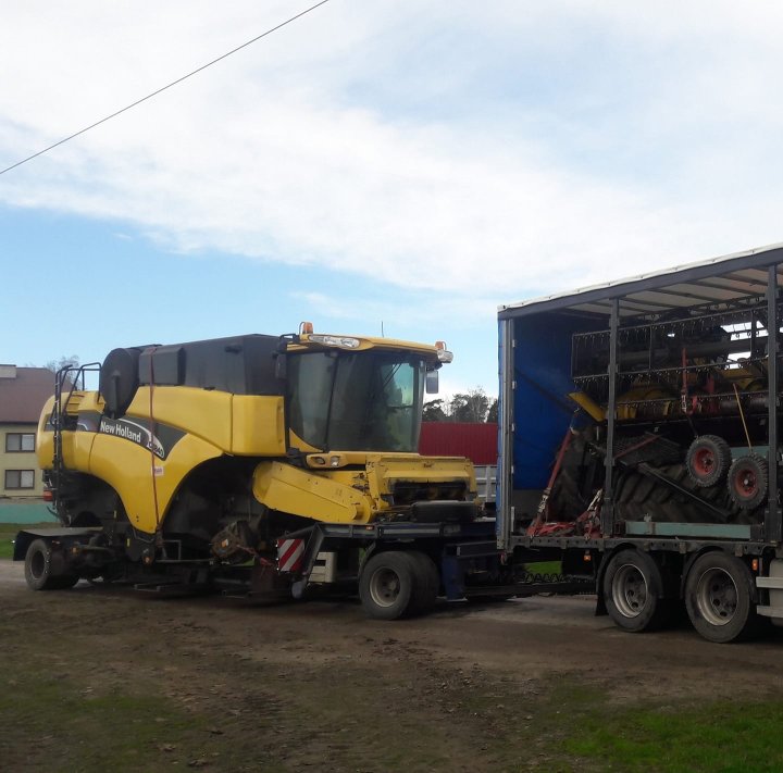 Może być zdjęciem przedstawiającym na świeżym powietrzu