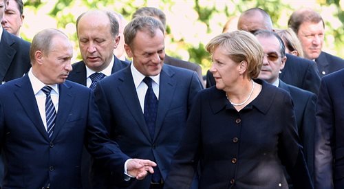 FRCONpEXoAATpxf?format=jpg&name=small