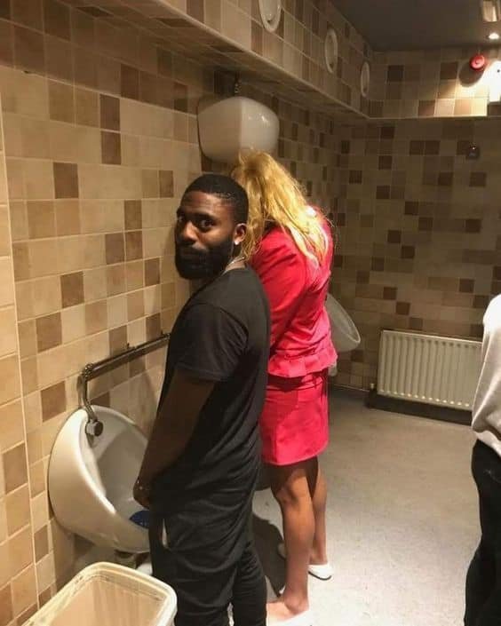 Może być zdjęciem przedstawiającym 2 osoby