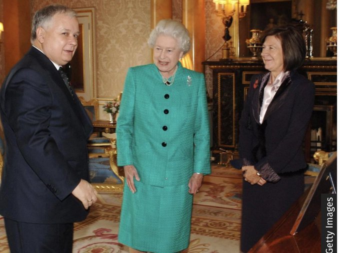 FcJ0PROXkAEQXsR?format=jpg&name=small