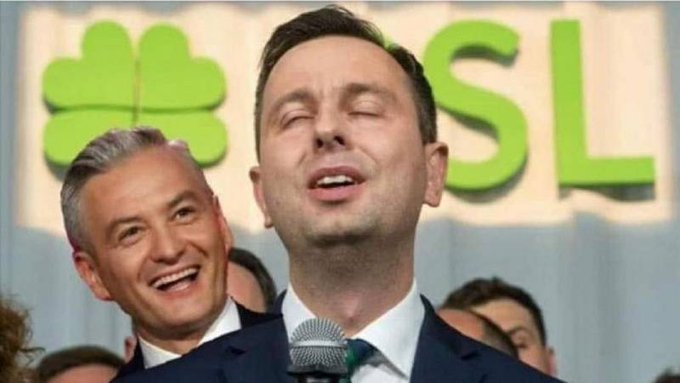 FU8ljbRWAAAMd7r?format=jpg&name=small