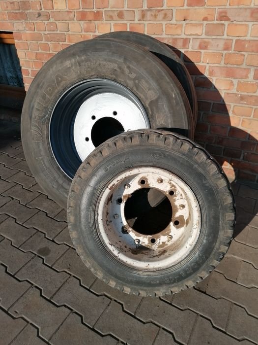 Koła koło bezdetkowe rozsiewacz wapna rcw wapniarka 315/70-22.5 385 Wieluń - image 1