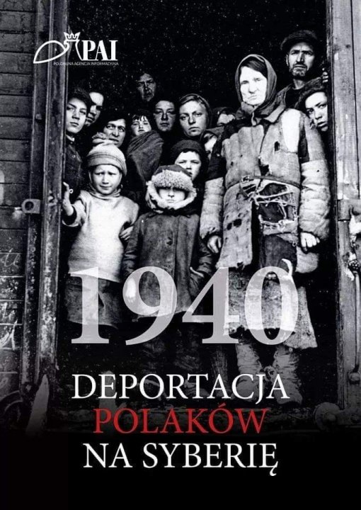 Może być zdjęciem przedstawiającym 4 osoby i tekst