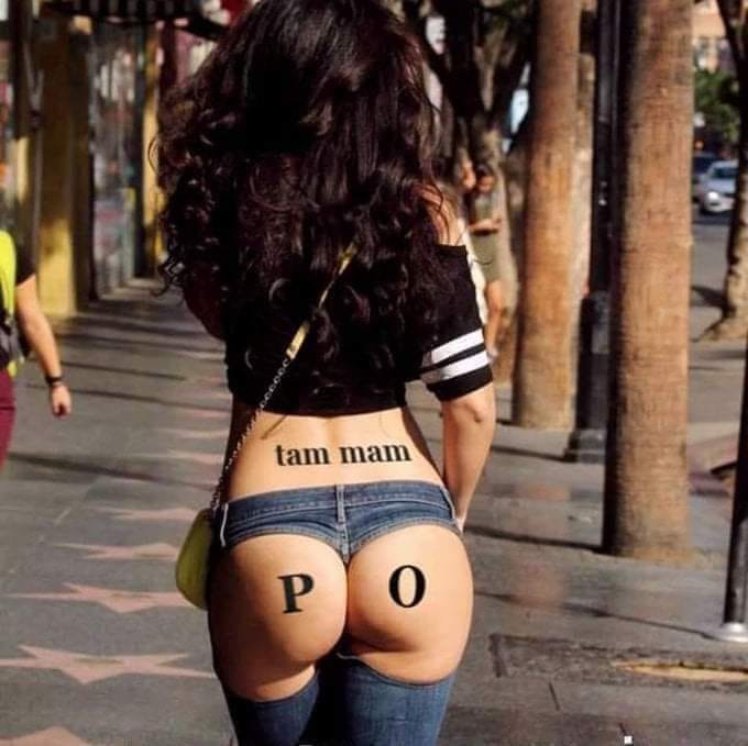 Może być zdjęciem przedstawiającym 2 osoby i tekst