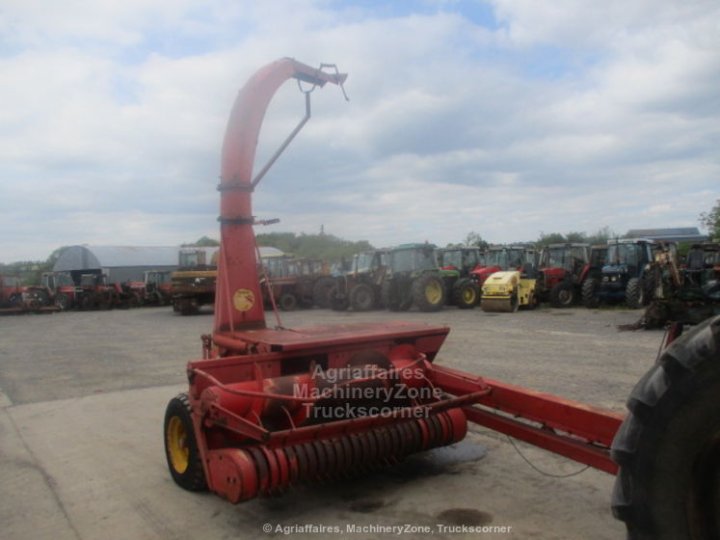 Sieczkarnia polowa Taarup 602B - 1500 GBP Wielka Brytania - Agriaffaires