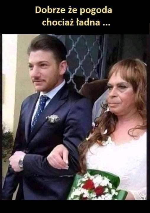 Może być zdjęciem przedstawiającym 2 osoby i tekst „Dobrze że pogoda chociaż ładna..”