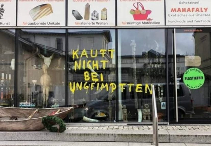 FGW3L7TX0AQ_3s-?format=png&name=small