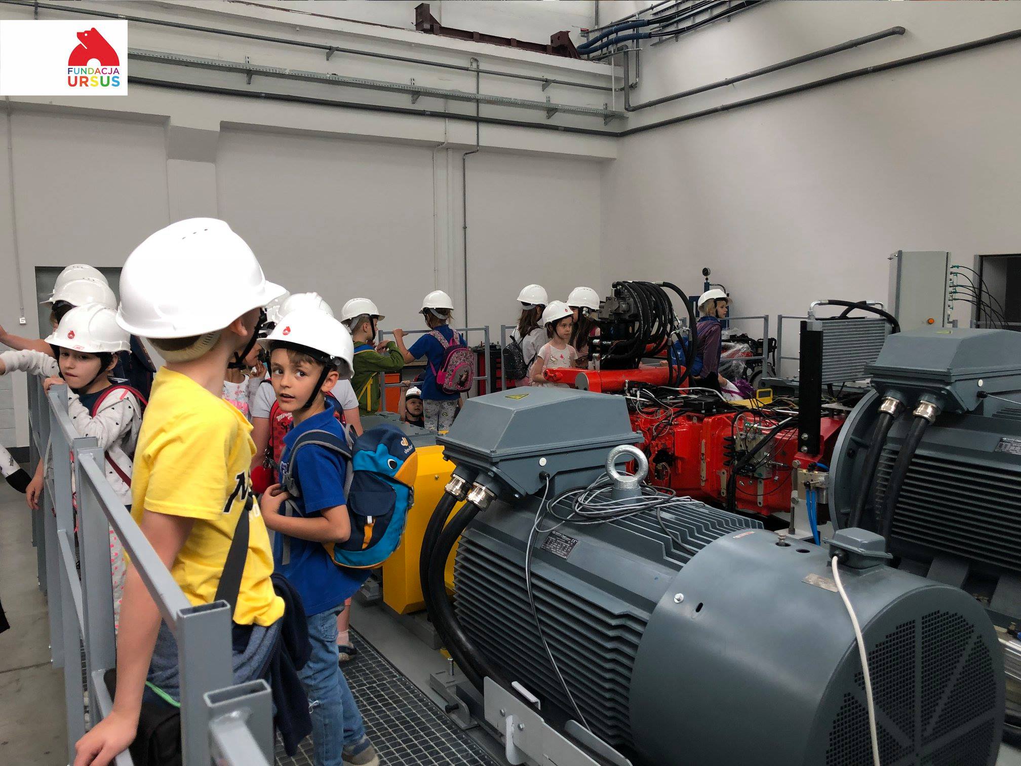 32207751_2399227436757743_49664780239110