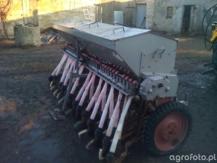 Poznaniak 3 so56 - foto polskiego siewnika id:541266 - Galeria rolnicza  agrofoto