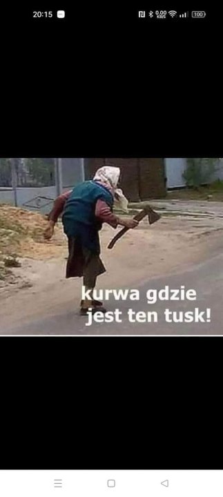 Może być zdjęciem przedstawiającym 1 osoba i tekst „20:15 0.00 100 kurwa gdzie jest ten tusk!”