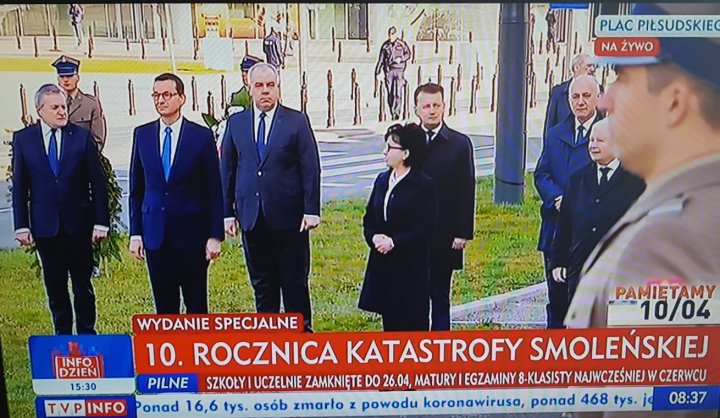 EVO0dGuU4AAiFot?format=jpg&name=large