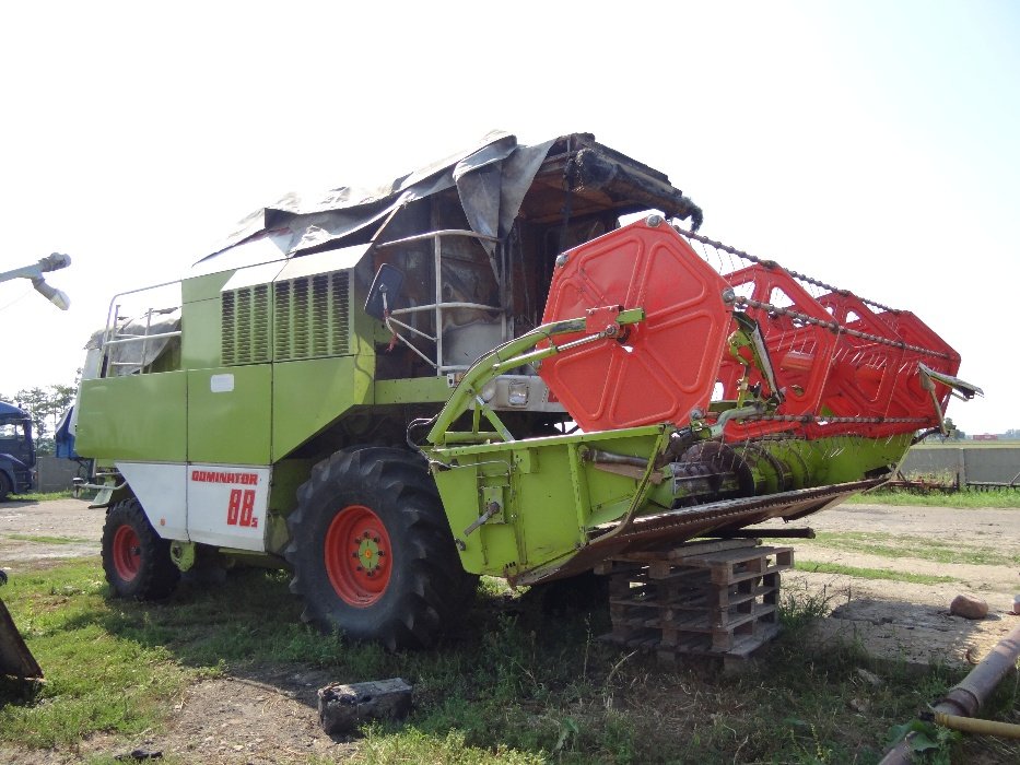 749964315_2_1000x700_claas-dominator-88s