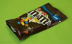 Ile waży Garść czekoladowych cukierków m&m's w kolorowych skorupkach -  sprawdź kalorie i wagę, obejrzyj zdjęcia