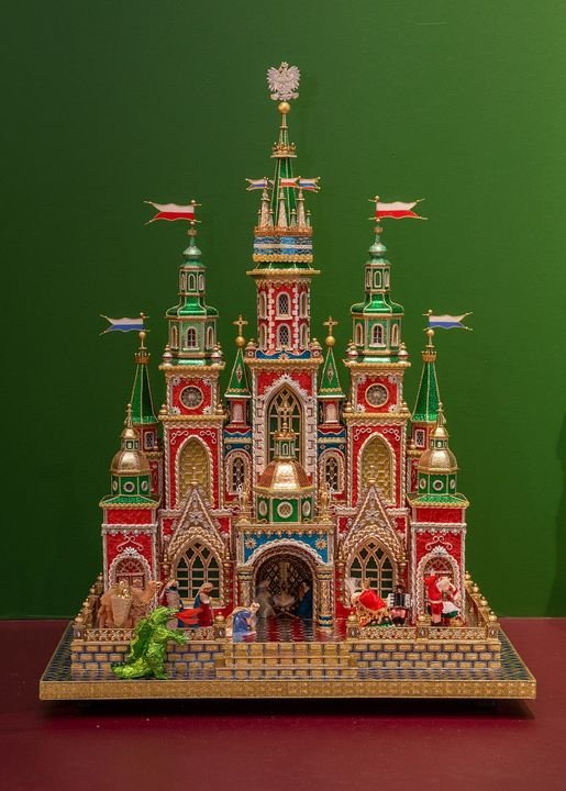 Może być zdjęciem przedstawiającym dzwonnica