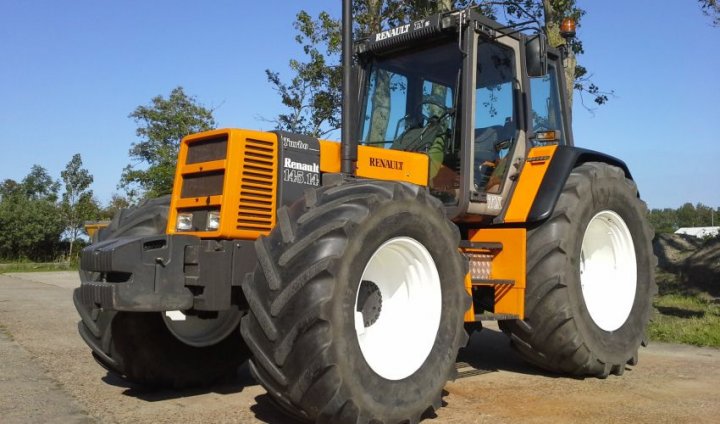 Renault 145-14 Dane techniczne - Polska