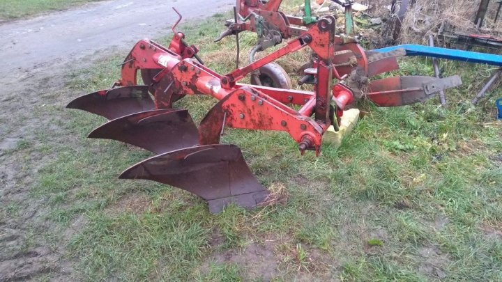 Pług kverneland 2345skibowy vario 12-20" zabezpieczenia resor