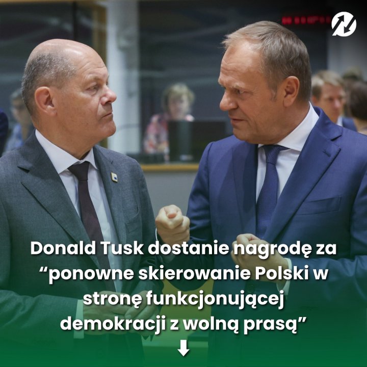 Może być zdjęciem przedstawiającym 2 osoby i tekst