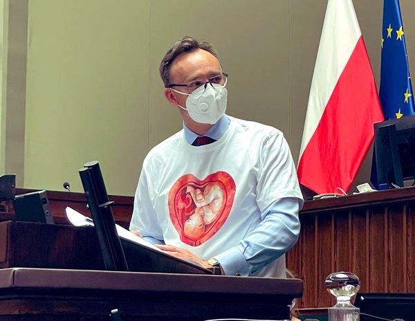 243565116_280551637225907_50418637145821