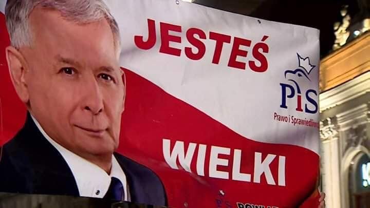 96405368_270301124362616_143057036124146