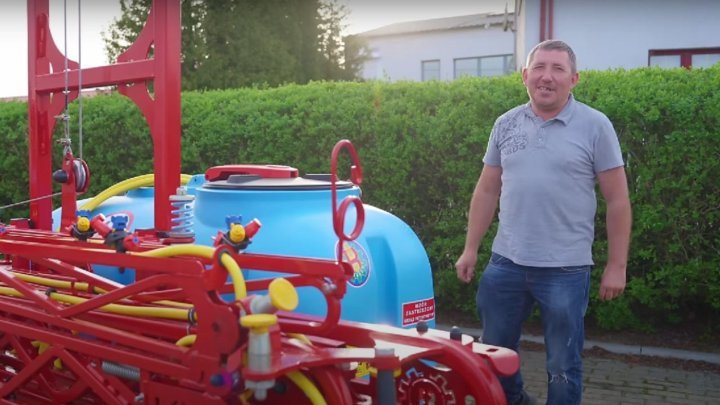 Rolnicy. Podlasie" Andrzej zaskoczył wszystkich. Do Plutycz jedzie nowy  sprzęt rolniczy