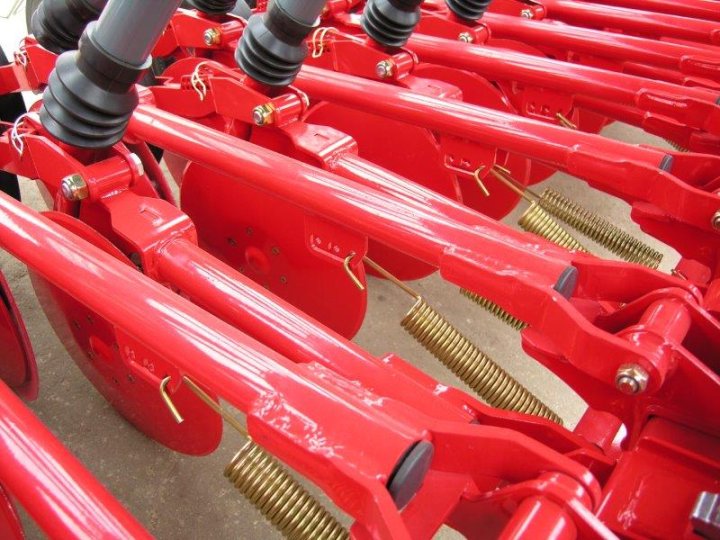 UNIA - Polskie maszyny rolnicze - POLONEZ PREMIUM - siewnik zbożowy