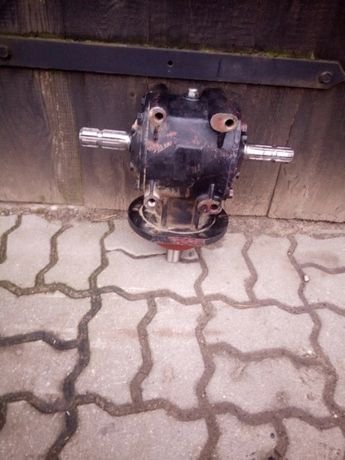 Archiwalne: Przekładnia kątowa rozdrabniacz kosiarka dyskowa scinacz  szczypioru Gniezno • OLX.pl